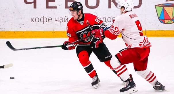Олег Ломако сыграл 400-й матч в ВХЛ