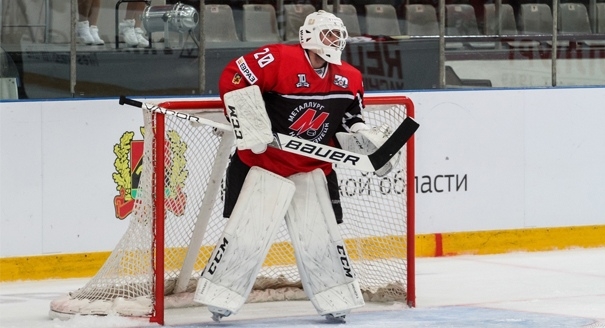 Вратарь Андрей Литвинов – на 1 месте в Высшей хоккейной лиге