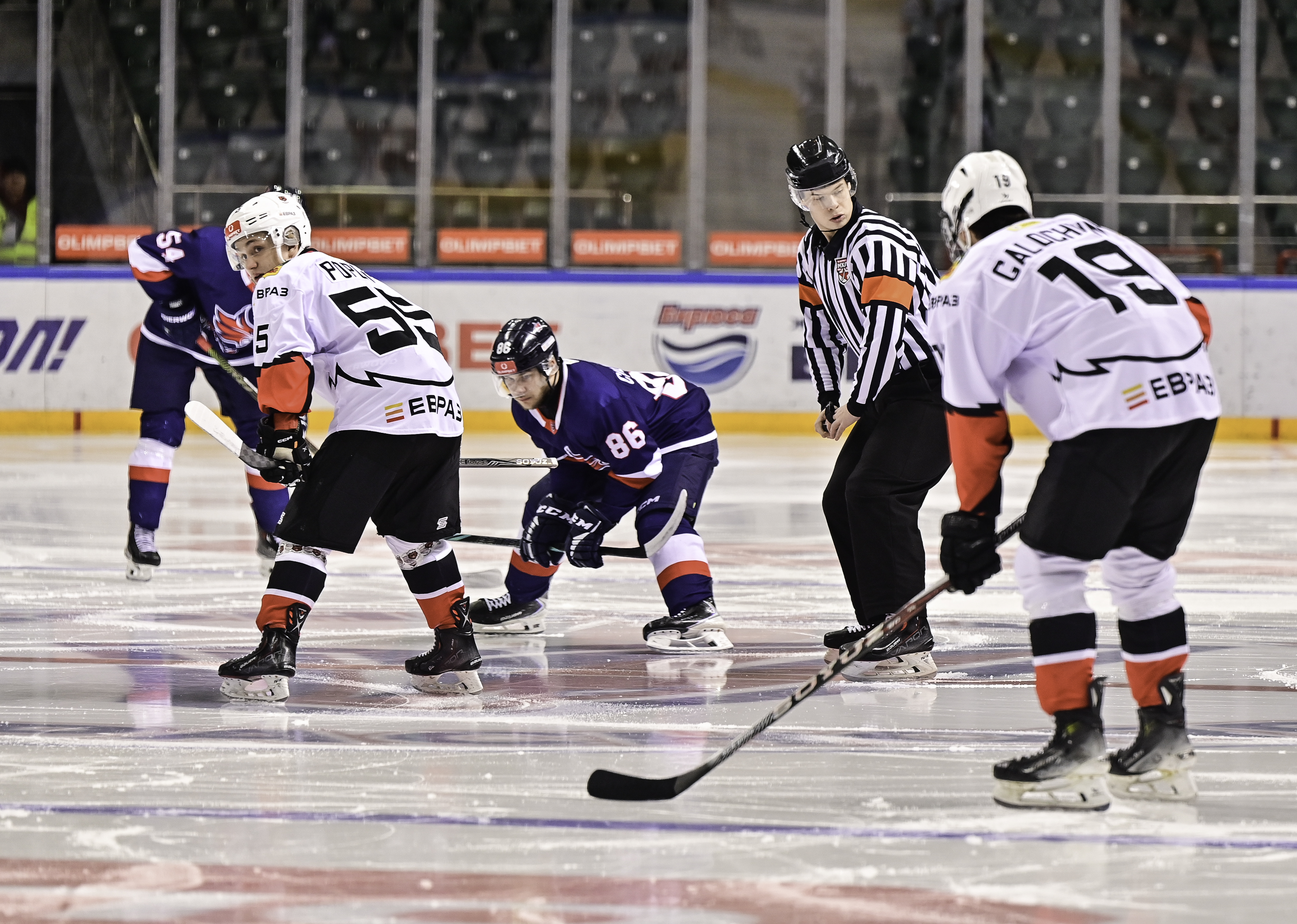 «Красноярские Рыси» - «Кузнецкие Медведи» - 3:2. Обзор матча 