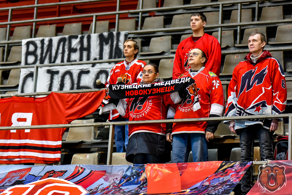 «Кузнецкие Медведи» — «Снежные Барсы» — 4:1