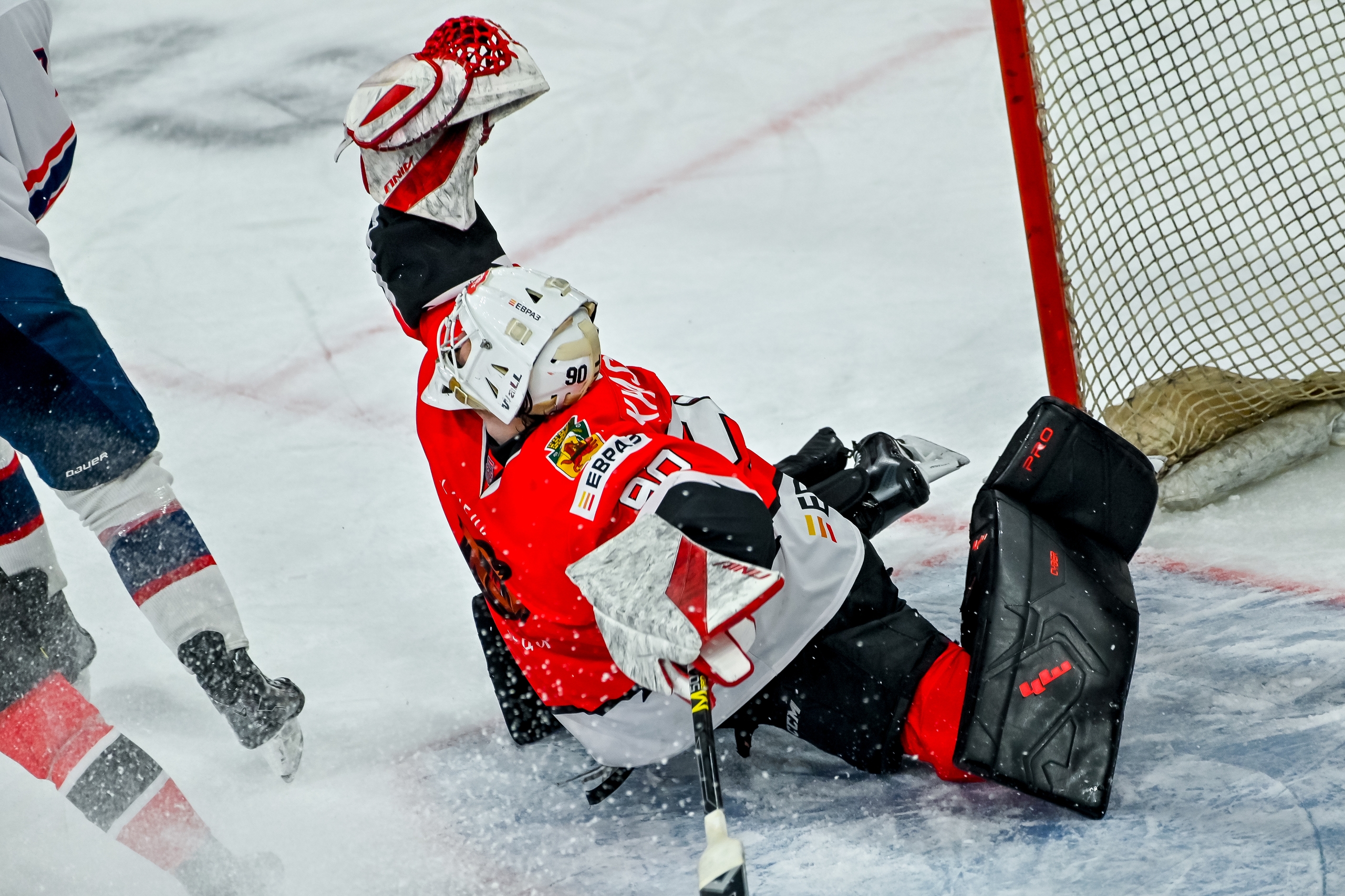 Сэйв Льва Хашина – в числе пяти лучших игровых моментов недели МХЛ