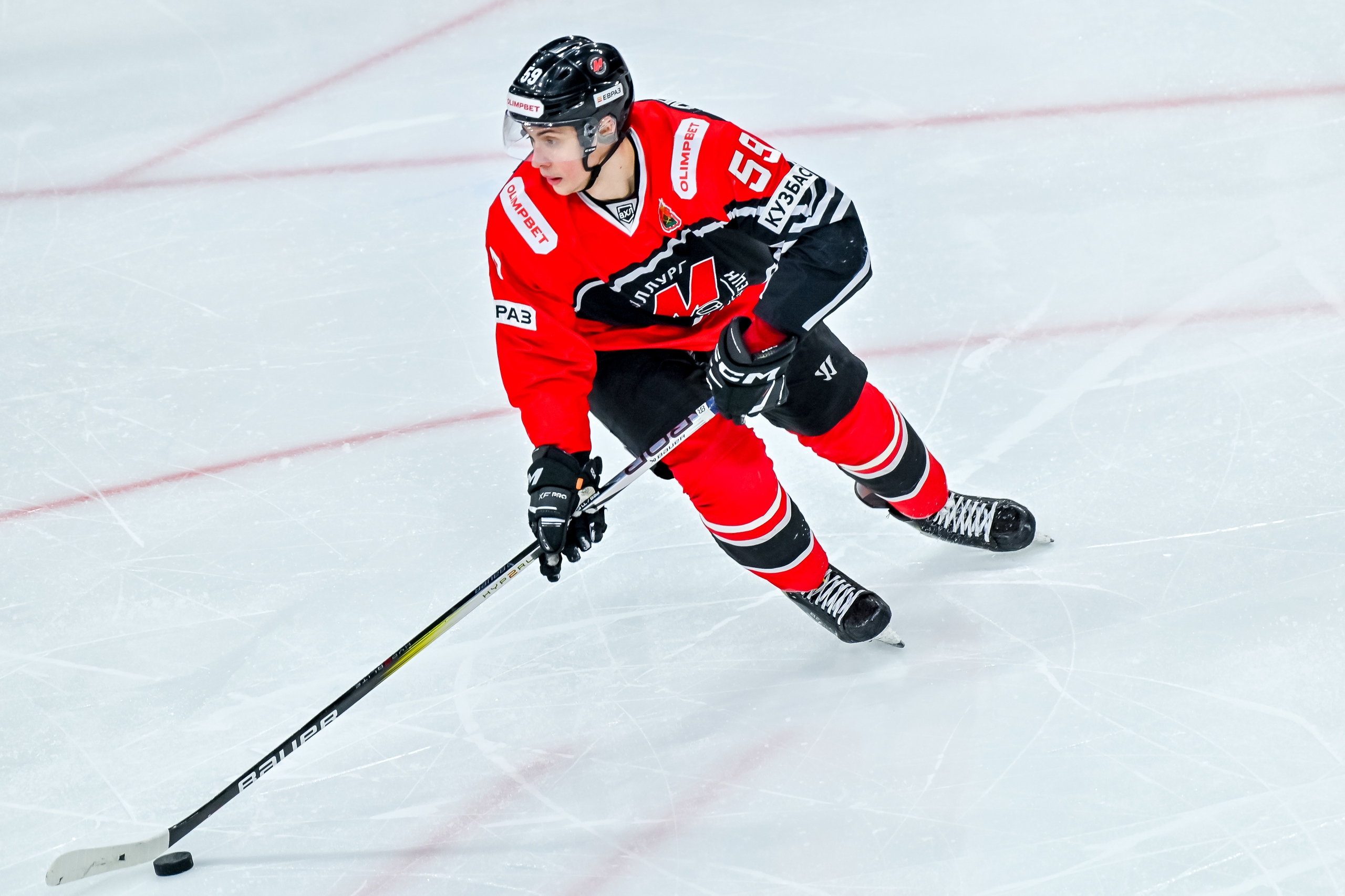 Александр Перевалов сыграл 100-й матч в ВХЛ