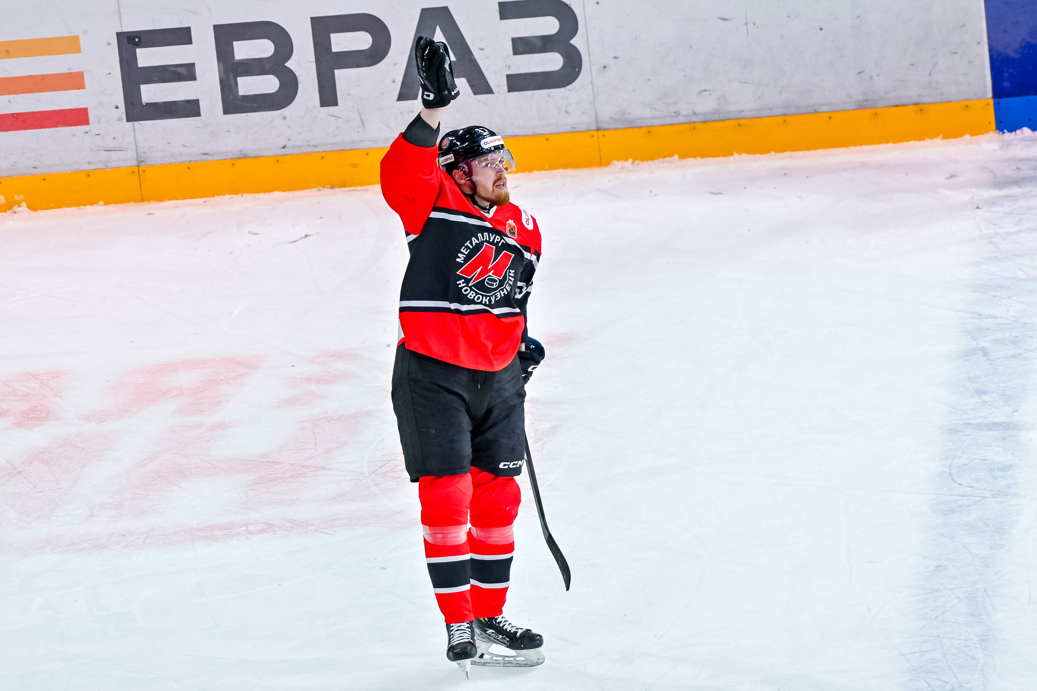 «Металлург» - «Нефтяник» - 6:5 Б. Нападающий Дмитрий Соколов – о победе 