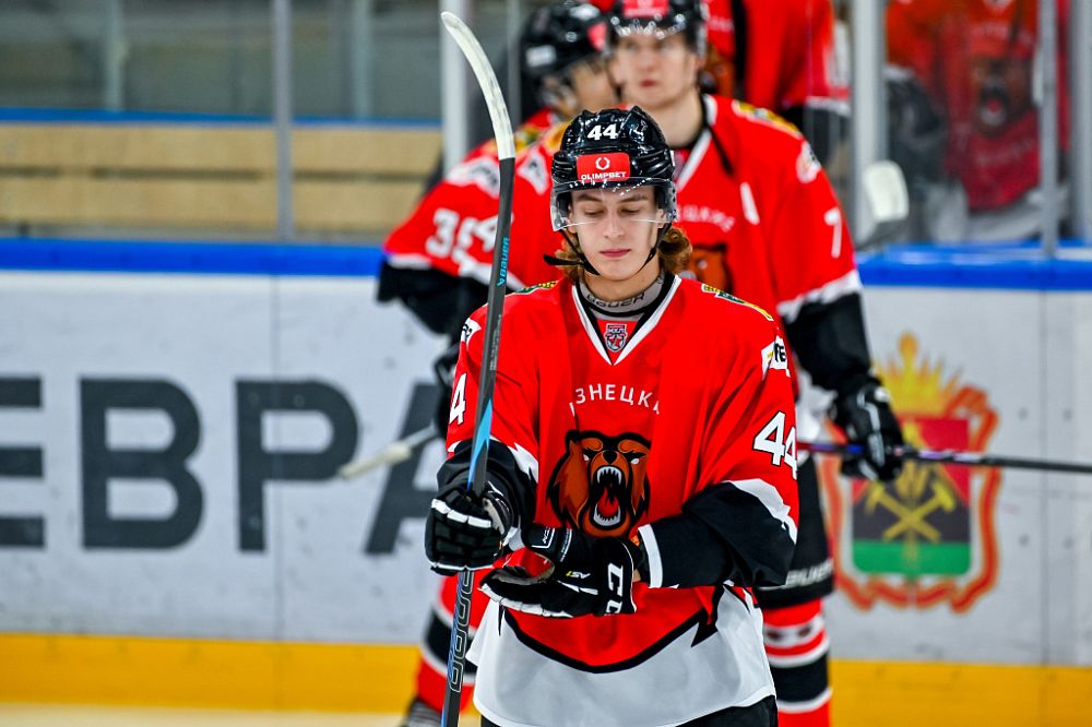 Матвей Афонин – в числе лучших игроков декабря МХЛ