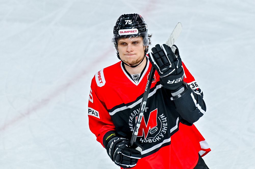 Лев Стариков – на 1 месте в ВХЛ по показателю полезности