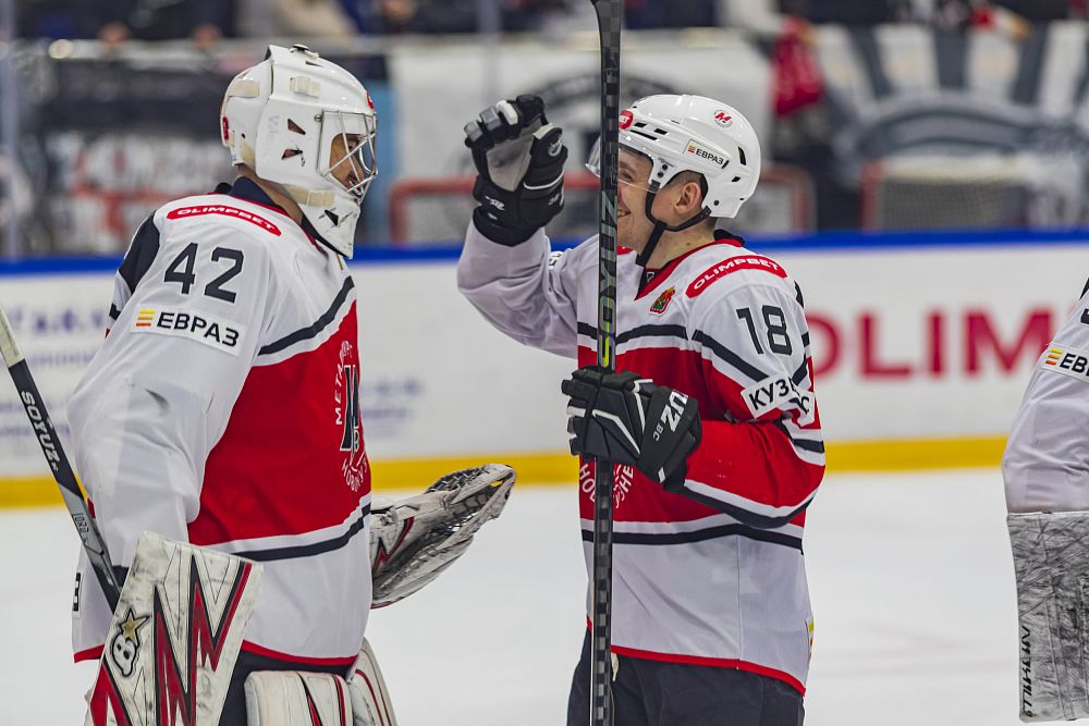 Валерий Кондюков дебютировал в ВХЛ