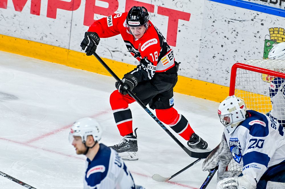 «Металлург» - «Зауралье» - 6:3. Нападающий Егор Сердюк – о победе 