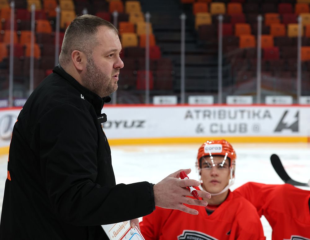 Виталий Черночуб: «Верим и надеемся на Савелия Ткача»