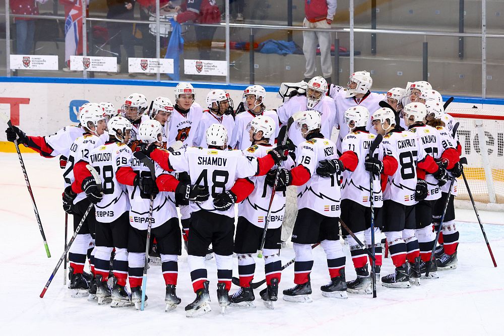 «Локо-76» - «Кузнецкие Медведи» - 1:2. Победная раздевалка 